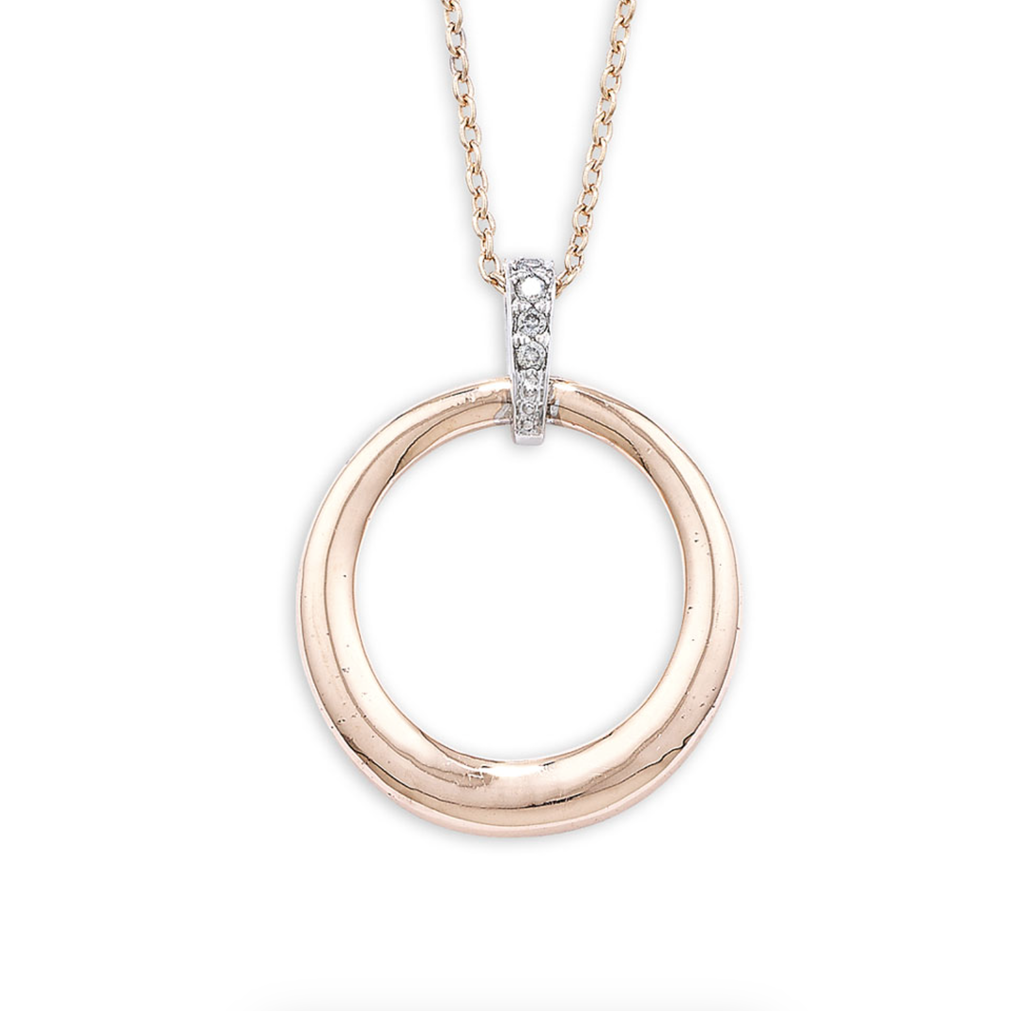 Diamond Link Circle Pendant Necklace